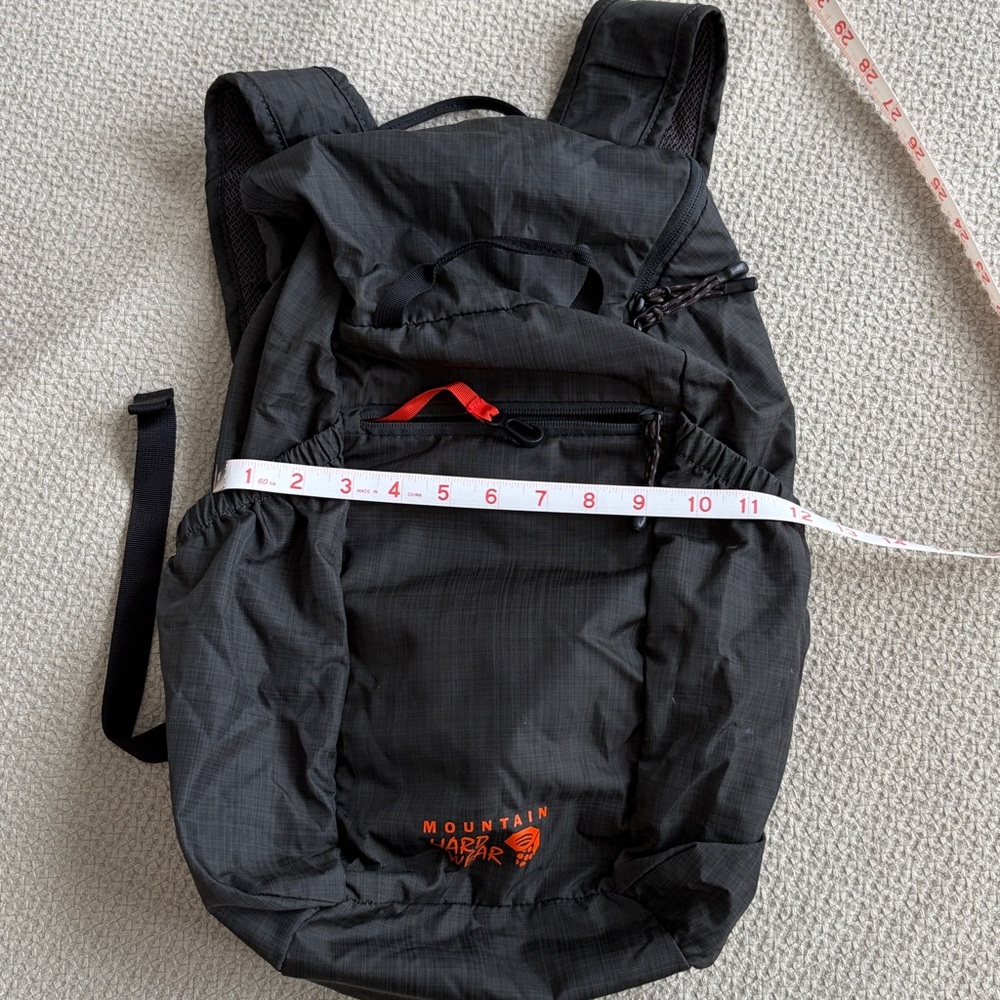 Mountain Hardwear 15L packable backpack - Picture 3 of 4